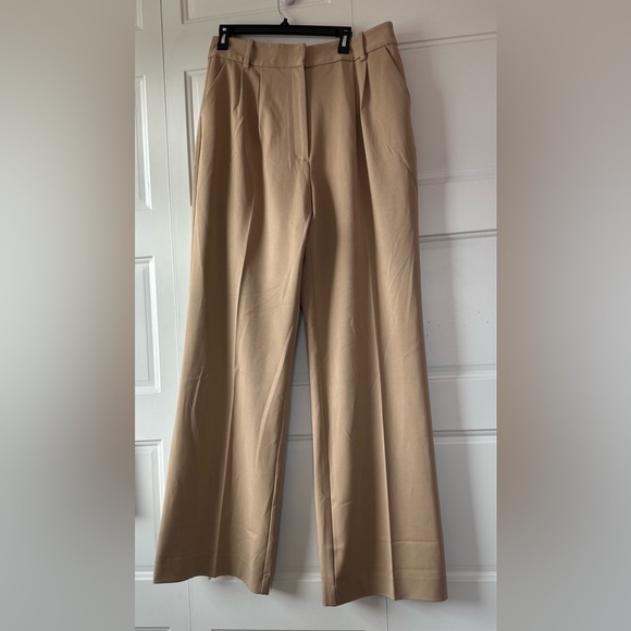 New favorite daughter the favorite pant in beige 14 - Picture 6 of 12